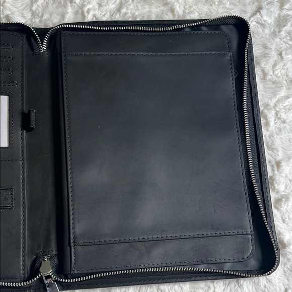 G-Shock MR-G Black Men's Binder - Picture 4 of 11